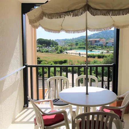 Apartament Gasdon - Golfe De St-tropez - - Dans Avec Piscine Bord De