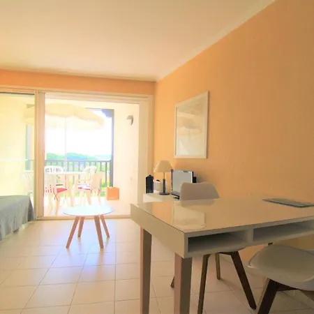 Apartament Gasdon - Golfe De St-tropez - - Dans Avec Piscine Bord De *